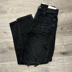 American Eagle relaxed Mom jeans